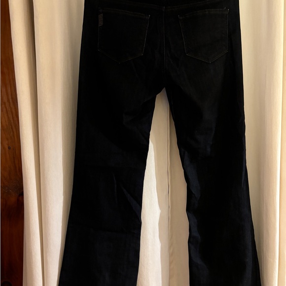 Paige Hidden Hills Sz 32 - Picture 2 of 7